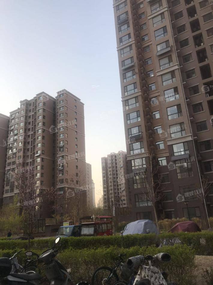 凤凰城（A区）3室2厅1卫116㎡