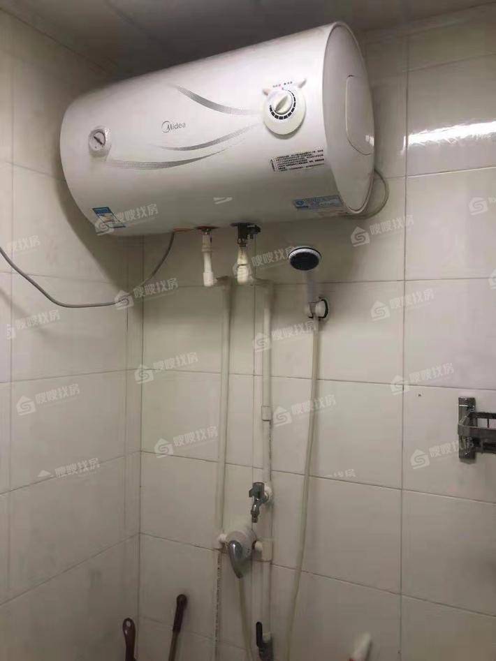 金鼎大厦Ｃ座1室1厅1卫56㎡
