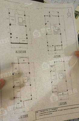 大者4室2厅4卫258㎡