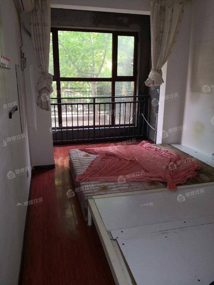 宏宇城（A区）3室2厅1卫120㎡