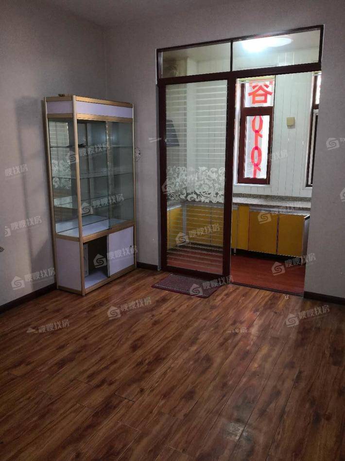 宏宇城（A区）3室2厅1卫120㎡