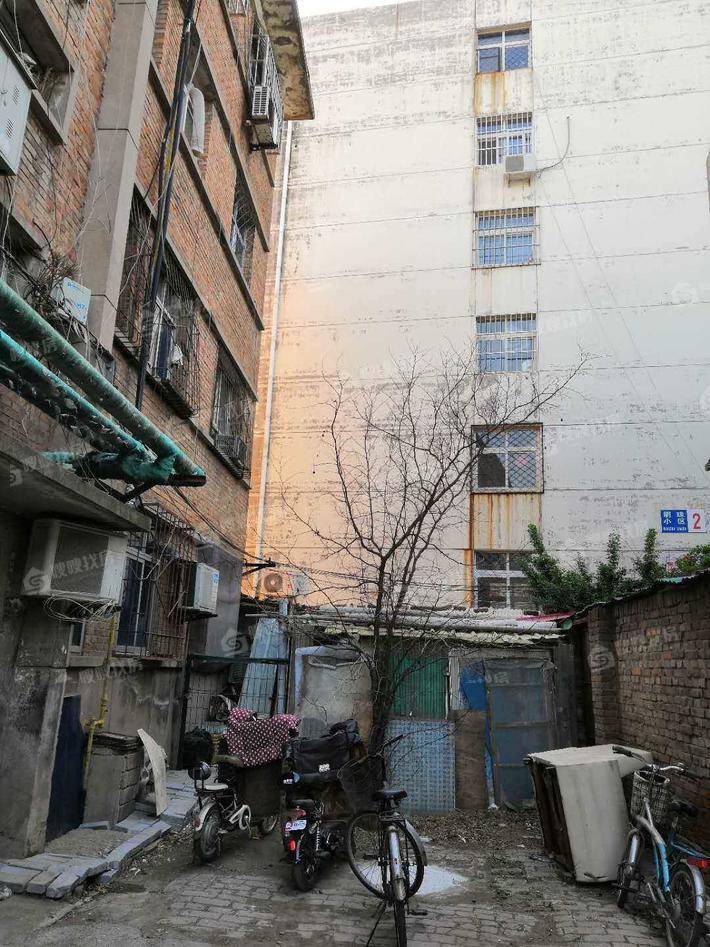 东塑家属区（东西院）3室2厅1卫91㎡