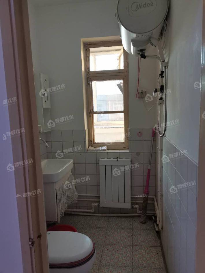 电业局宿舍2室1厅1卫64㎡