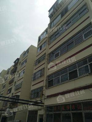 迎宾小学宿舍楼3室2厅1卫104㎡