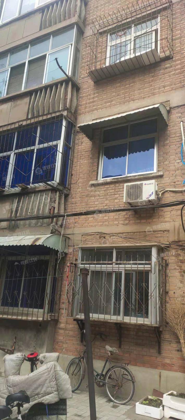 十三化建小区2室2厅1卫71㎡