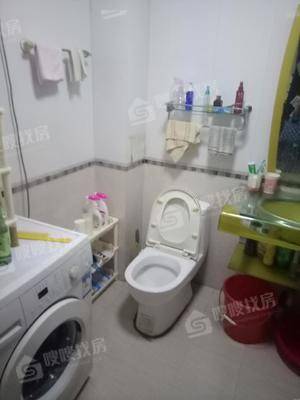万泰豪景3室2厅2卫190㎡