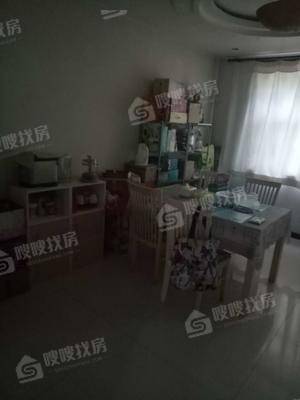 万泰豪景3室2厅2卫190㎡