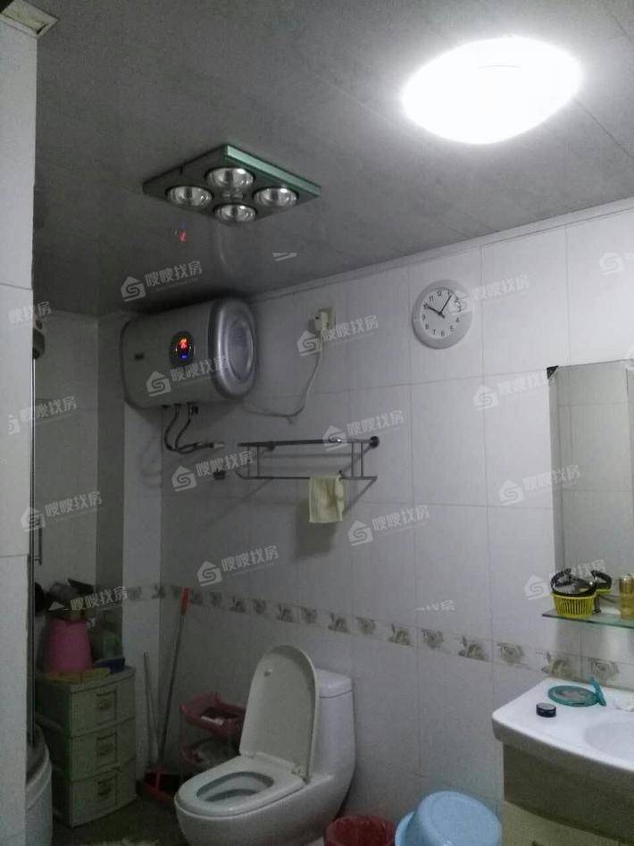 万泰豪景3室2厅2卫190㎡