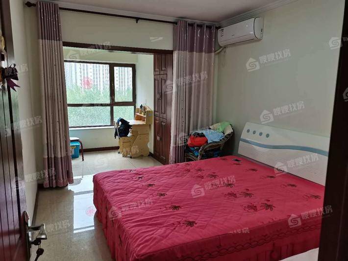 荣盛兰亭苑3室2厅2卫152㎡