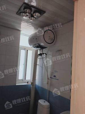 万泰阳光花园3室2厅1卫118㎡