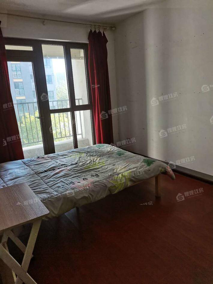 荣盛阿尔卡迪亚新儒苑3室2厅2卫104㎡