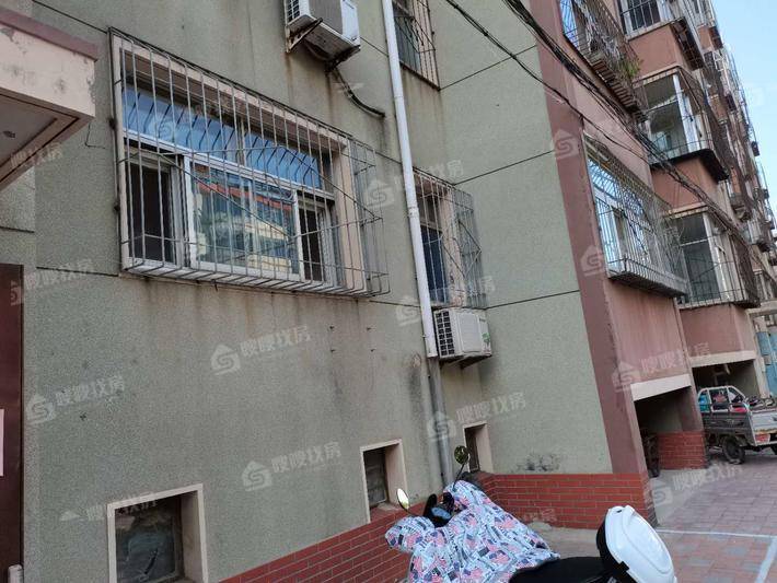 一建小区3室2厅2卫150㎡