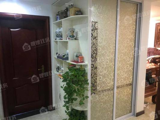 凤凰城（C区）3室2厅2卫135㎡
