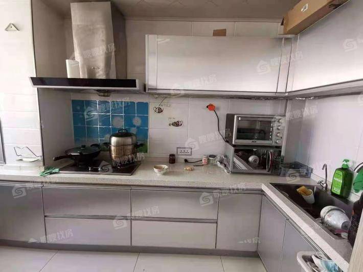 泰古香槟郡3室2厅1卫116㎡
