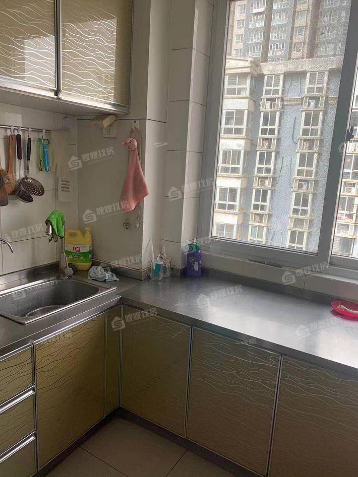 晨曦花园3室2厅1卫98㎡