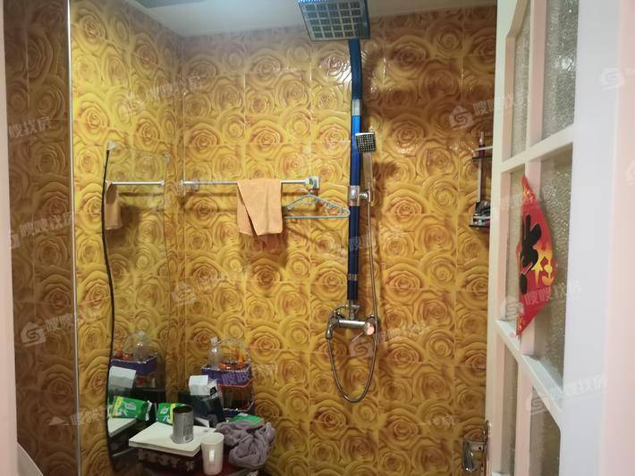 天成郡府东区3室2厅2卫125㎡