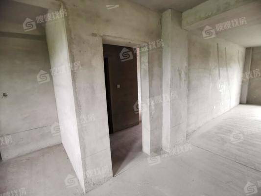 御湖公馆5室2厅2卫227㎡