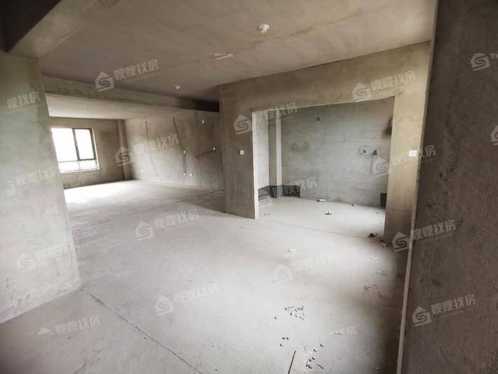 御湖公馆5室2厅2卫227㎡