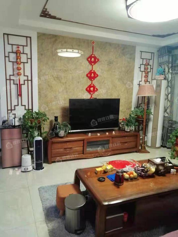 凤凰城（A区）3室2厅2卫137㎡