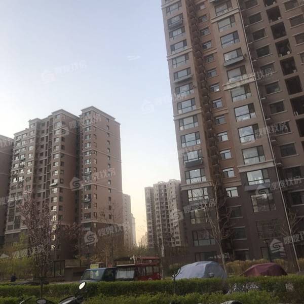 凤凰城（A区）3室2厅2卫137㎡