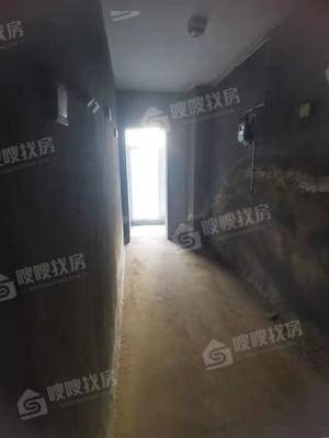 华兴太阳城东领伯爵6室3厅5卫314㎡