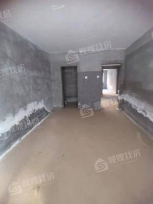 华兴太阳城东领伯爵6室3厅5卫314㎡