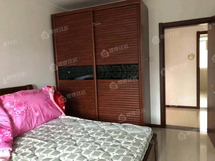 万泰丽景西区3室2厅2卫148㎡