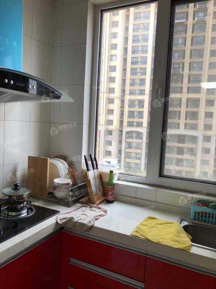 万泰丽景西区3室2厅2卫148㎡