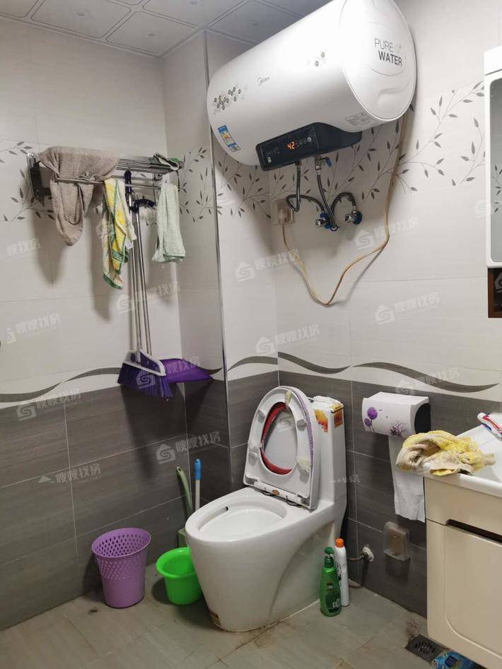 滨河龙韵3室2厅1卫88㎡