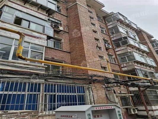 中心医院南（新华中路3室2厅1卫83㎡