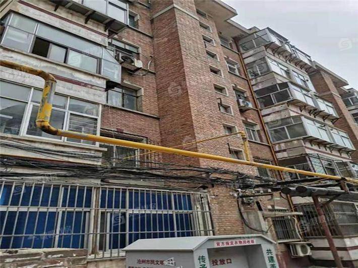 中心医院南（新华中路3室2厅1卫83㎡