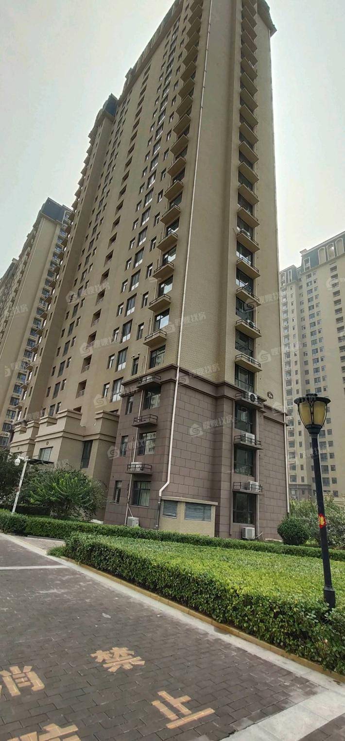 塞纳左岸3室1厅1卫120㎡
