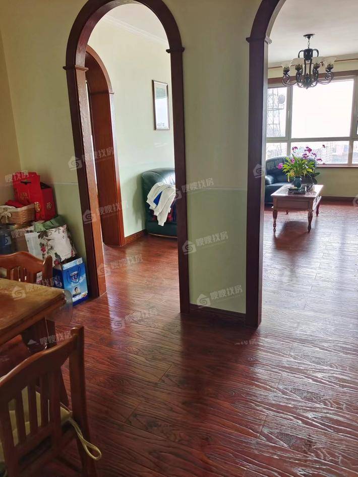 塞纳左岸3室1厅1卫120㎡