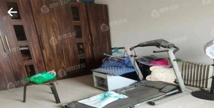 沧南小区（沧南监狱宿舍）4室2厅1卫168㎡