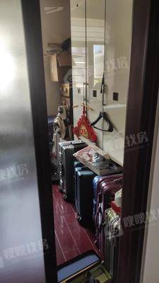 万泰豪景4室2厅2卫204㎡
