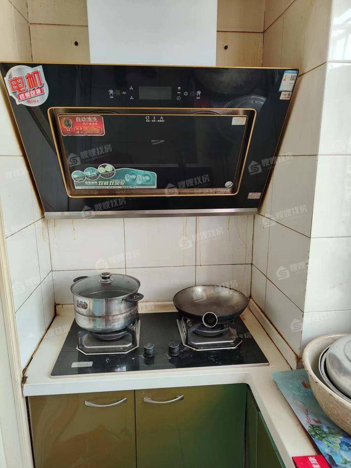 欣欣家园3室2厅2卫129㎡