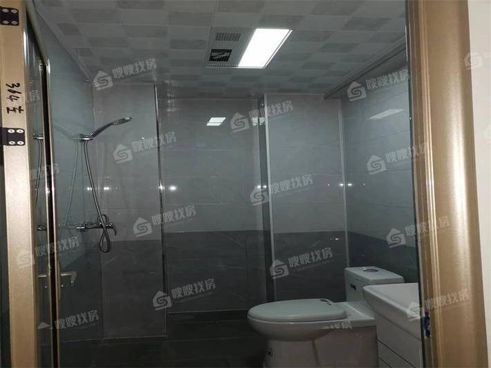 万泰丽景西区3室2厅2卫127㎡