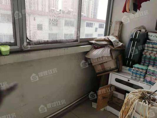 市社小区3室2厅1卫120㎡