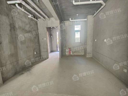 宏宇臻园（西区）4室3厅3卫205㎡