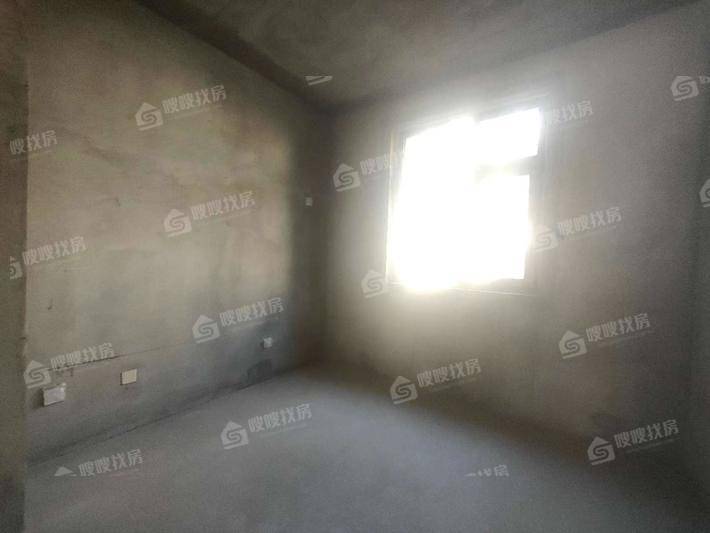 宏宇臻园（西区）4室3厅3卫205㎡