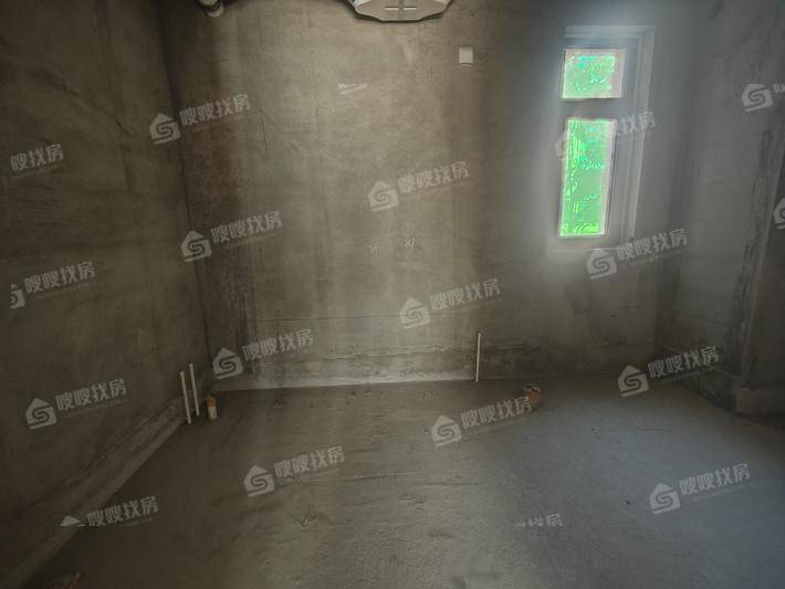 宏宇臻园（西区）4室3厅3卫205㎡