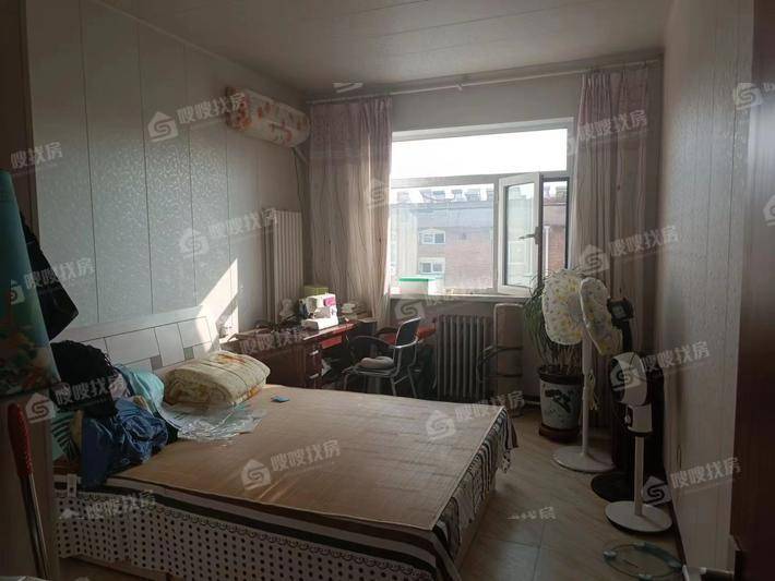 技校楼（南环南化工厂宿舍附近）3室2厅1卫84㎡