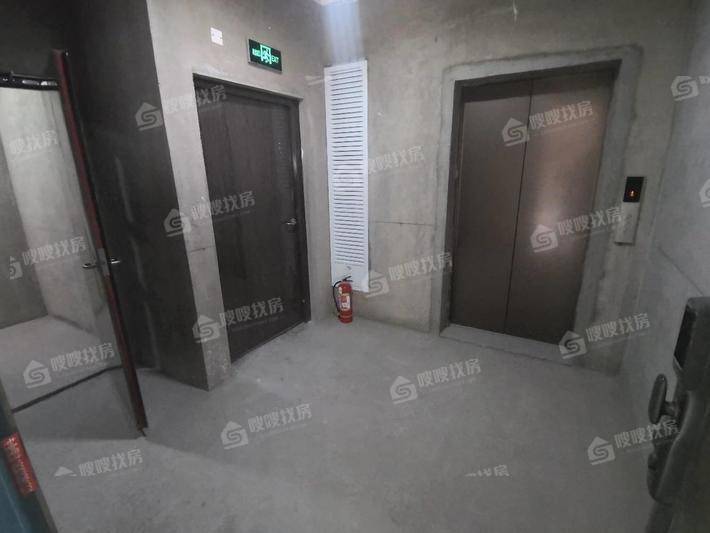 天成玉玺台三期3室2厅3卫177㎡