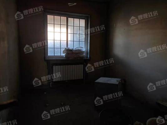 金秋家园5室2厅3卫191㎡