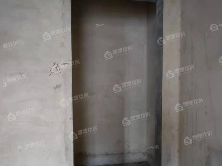 金秋家园5室2厅3卫191㎡