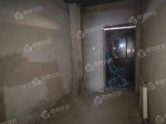 金秋家园5室2厅3卫191㎡