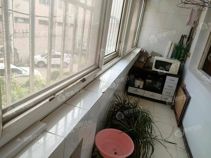 幞园新村3室2厅2卫120㎡