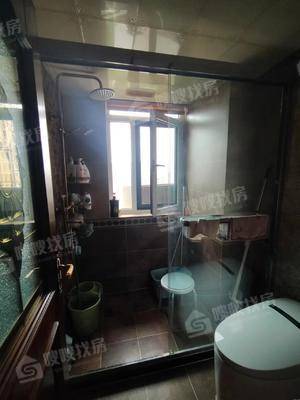 天成郡府西区5室2厅3卫193㎡