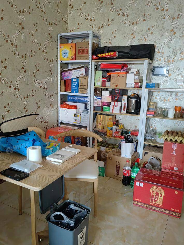 一世界商品G1-112室2厅1卫90㎡