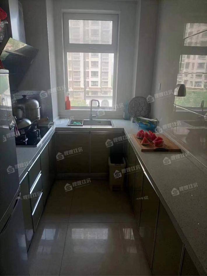 凤凰城（B区）3室2厅2卫115㎡